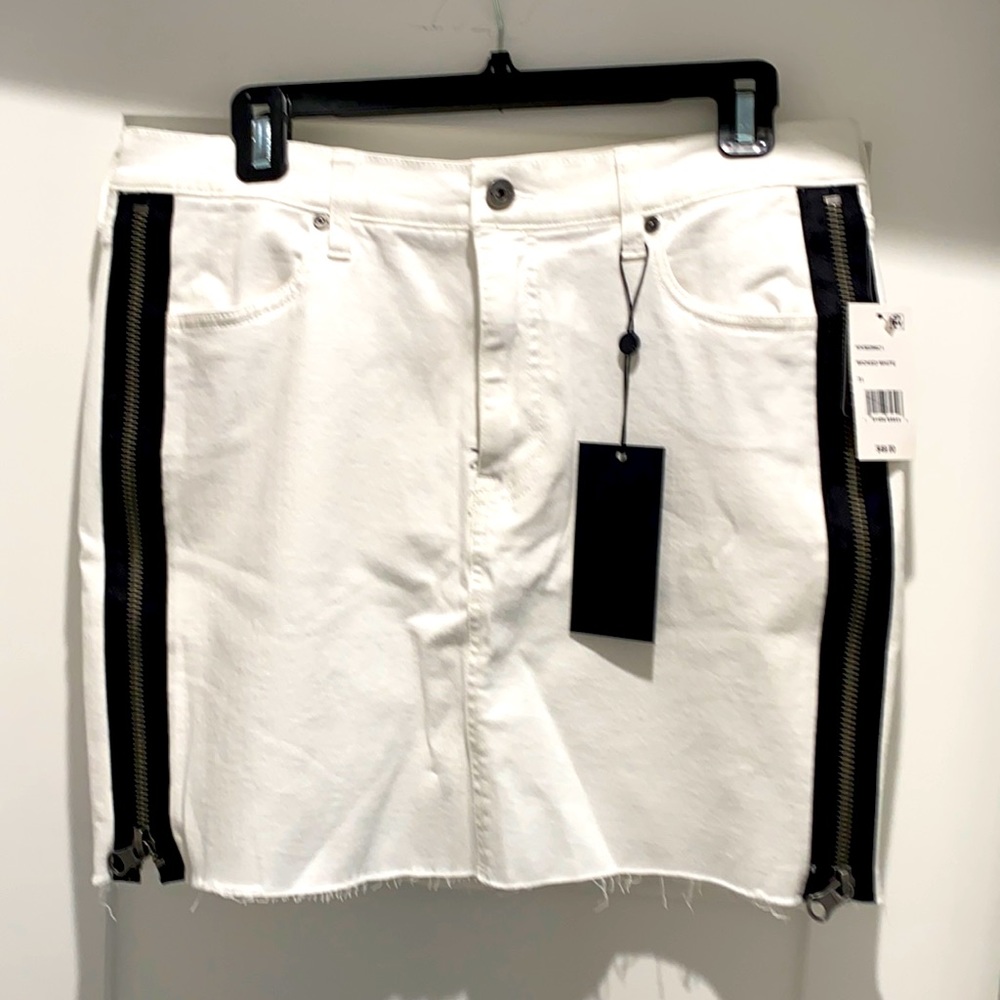 Kendall & Kylie denim mini skirt zipper detail NWT